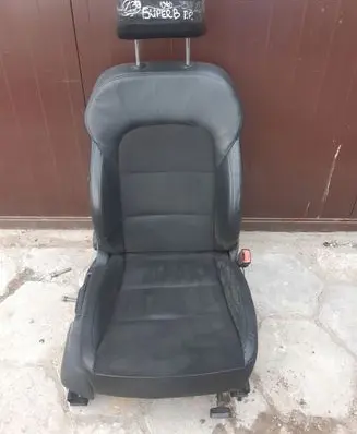 Front passenger seat