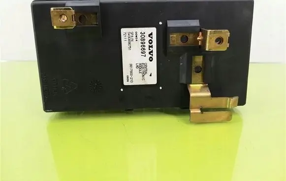 Volvo S40, V40 Central body control module 30896697