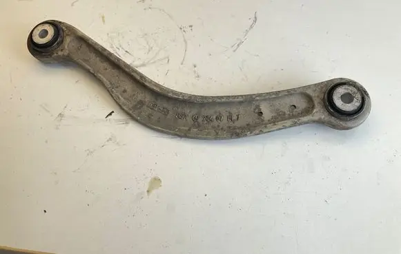 Mercedes-Benz GLC X253 C253 Rear control arm A20407