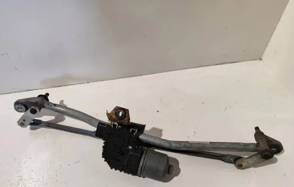 Audi A4 S4 B6 8E 8H Front wiper linkage and motor 8E1955119 0390241509 058020620
