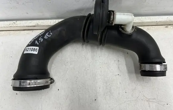 Dacia Sandero Air intake duct part 8201017505