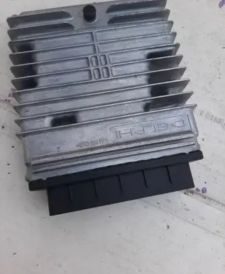 Ford Focus Engine control unit/module 3M5112A650LA 12240250