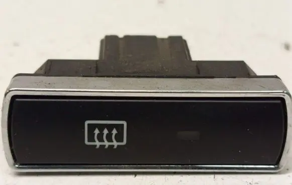 Ford Mondeo MK IV Windscreen/window heater switch 18C621AA