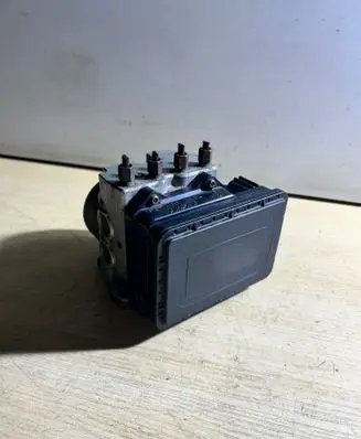 Honda Civic ABS Pump D06D41619 SNCG0 7D061616NCVVX