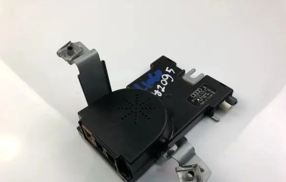 Audi A3 S3 8P Other control units/modules 8P4035225D