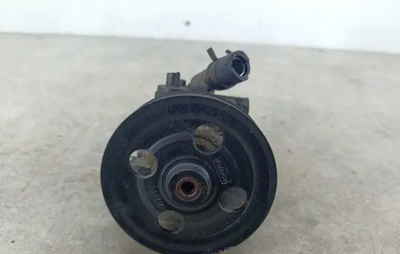Ford Mondeo MK IV Power steering pump 6G913A696CD