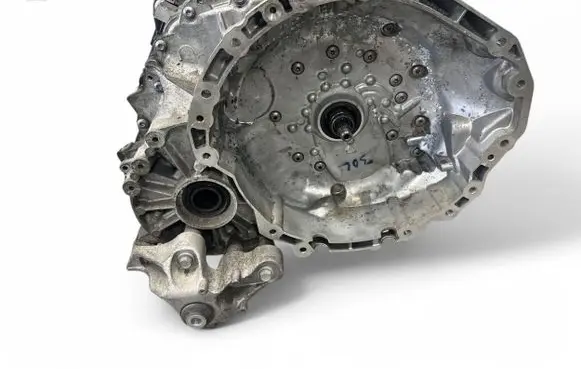 Chrysler Pacifica Automatic gearbox 50052871