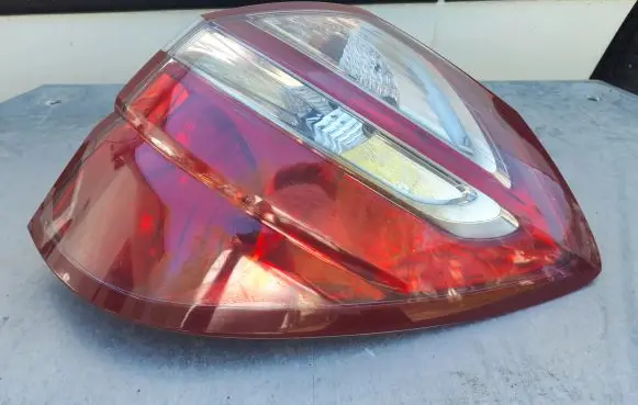 Subaru Outback Rear/tail lights 84913AG142 A045053 22020952