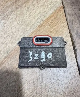 Mercedes-Benz E W211 Headlight ballast module Xenon 5DV00829000