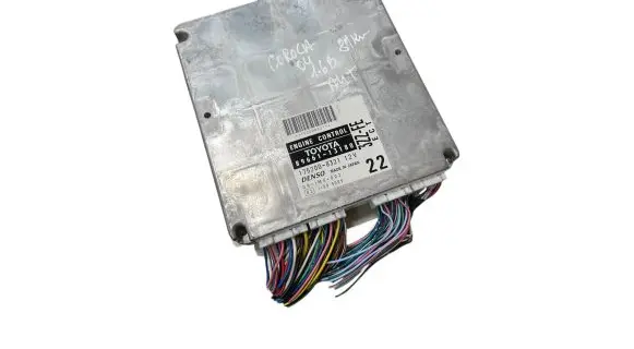 Toyota Corolla E120 E130 Engine control unit/module 8966113180 1752008321