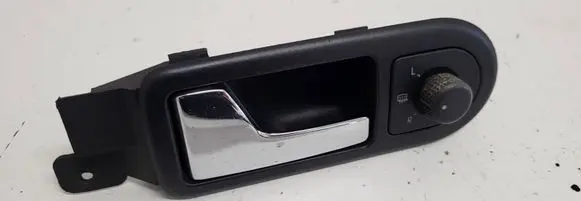 Volkswagen PASSAT B5 Front door interior handle 3B1837113