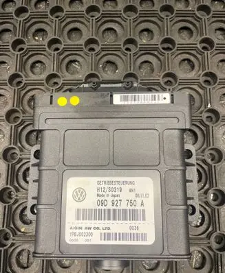 Volkswagen Touareg I Gearbox control unit/module H12S0319 YPBJ002300 09D927750A