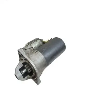 Opel Zafira B Starter motor 0331303147