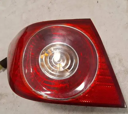 Chevrolet Epica Rear/tail lights E132104