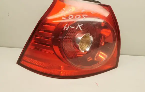Volkswagen Golf V Rear/tail lights 1K6945095G 89032902