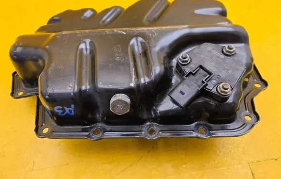 Audi A3 S3 8V Oil sump 04E103600B