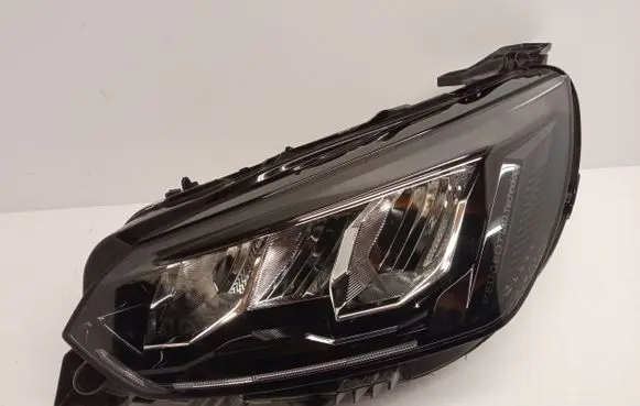 Peugeot 208 Headlight/headlamp 9833036380 90200109