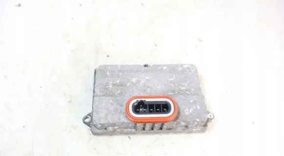 Opel Astra H Voltage converter/converter module 