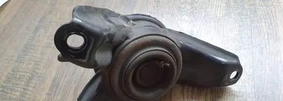 Hyundai ix35 Engine mount bracket