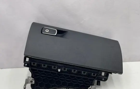 BMW 4 F36 Gran coupe Glove box set 9228283 5116