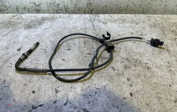 Mercedes-Benz B W245 Exhaust gas temperature sensor A0051539228