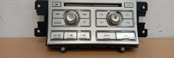 Jaguar XF X250 Climate control unit 8X2318C858AG 28189489