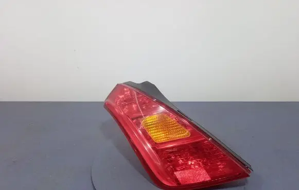 Nissan Murano Z50 Rear/tail lights 220-63698