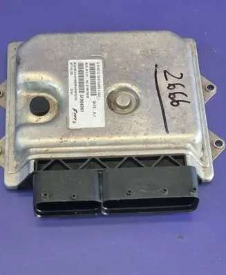 Fiat Punto (199) Engine control unit/module ECU 51904061