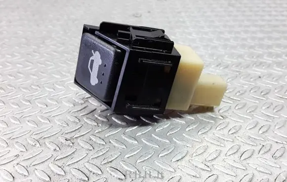 Mazda RX8 Tailgate/boot open switch button 