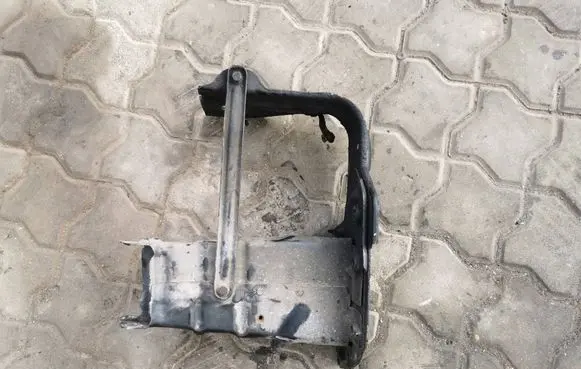 Mercedes-Benz CLK A209 C209 Front bumper shock/impact absorber 