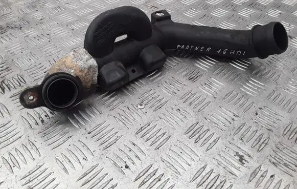Peugeot Partner Turbo air intake inlet pipe/hose 9657083280