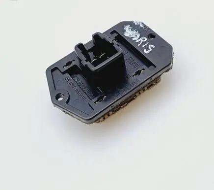Toyota Yaris Heater blower motor/fan resistor 