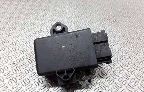 Volkswagen Transporter - Caravelle T4 Seat heating relay 1Z0959772B