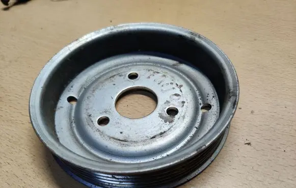 Daihatsu Terios Water pump pulley 