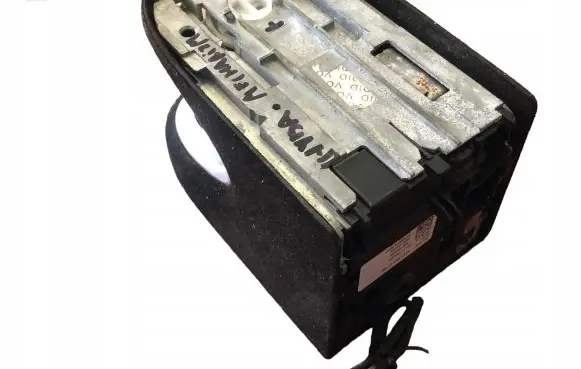 Mercedes-Benz S W222 Glove box in trunk 2228900100
