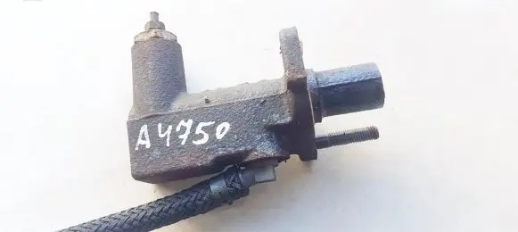 Mazda 6 Clutch master cylinder