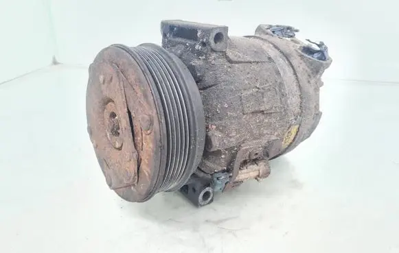 Opel Omega B2 Air conditioning (A/C) compressor (pump) 1135322 052331844