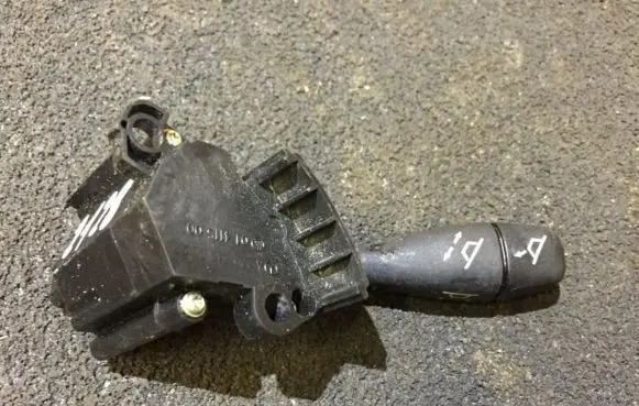 Mercedes-Benz S W220 Steering wheel adjustment switch a2205450022