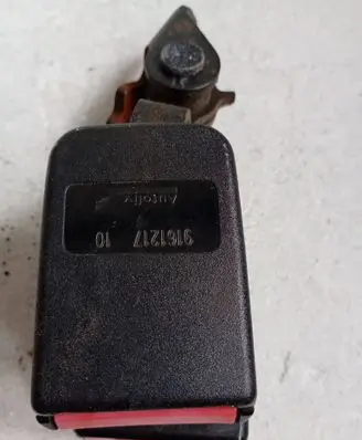 Peugeot 407 Rear seatbelt buckle 9161217