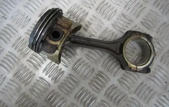Renault Laguna II Piston with connecting rod