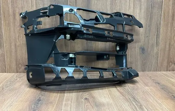 BMW 5 G30 G31 Front bumper mounting bracket 5117385346 15067010