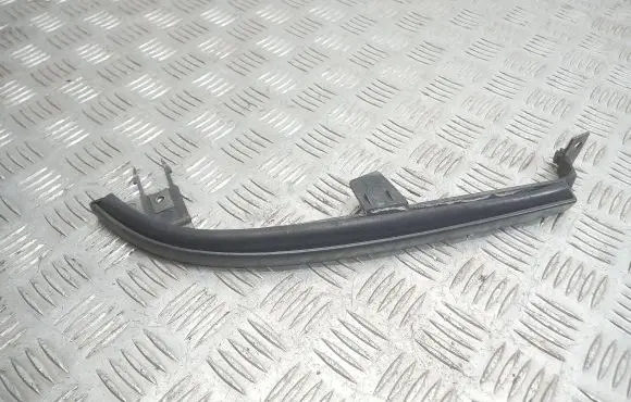 Under headlight/headlamp trim