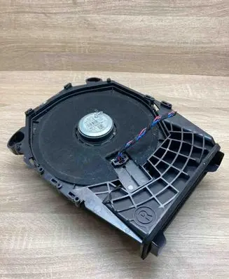 BMW X1 E84 Subwoofer speaker 9204786