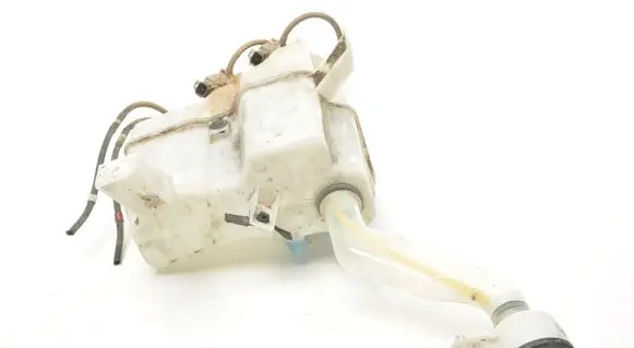 Toyota Prius (XW30) Windshield washer fluid reservoir/tank 060851317