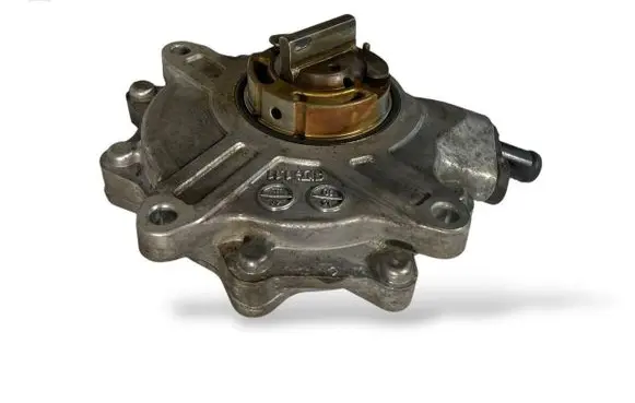 BMW 3 E90 E91 Vacuum pump 7635656 11667635656