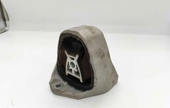 Volvo XC60 Engine mount bracket 31480564 31330592 31401144