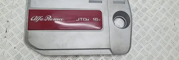 Alfa Romeo 159 Engine cover (trim) 55201210