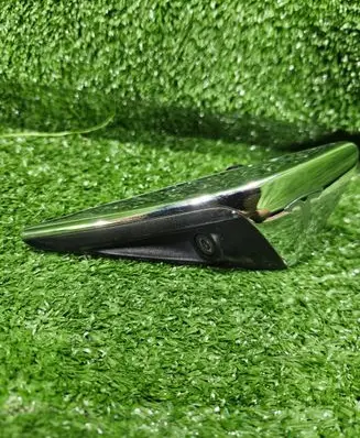 Tesla Model S Front fender indicator light 