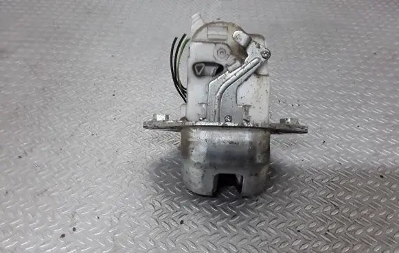 Subaru Forester SH Tailgate/trunk/boot lock/catch/latch