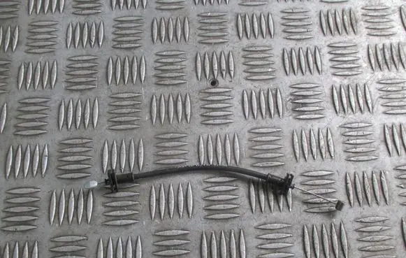 Ford Focus Rear door cable line 